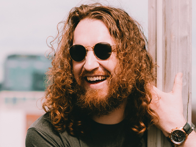 The Deep Strikes / Tom Gee